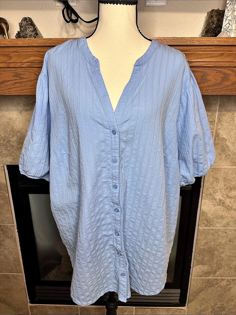 TORRID Size 2 Light Blue 100% Cotton Textured Stripe Puff Sleeve Boho Blouse